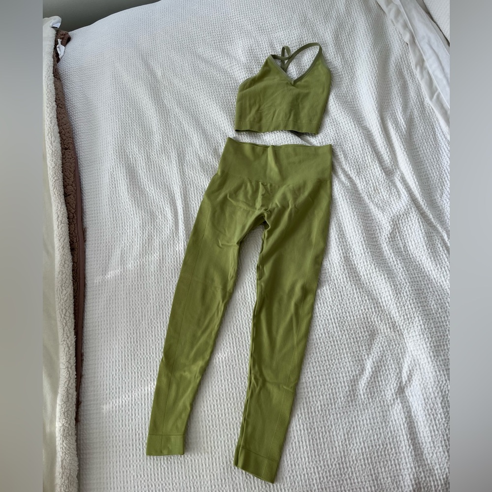 Set active lime green sculptflex set